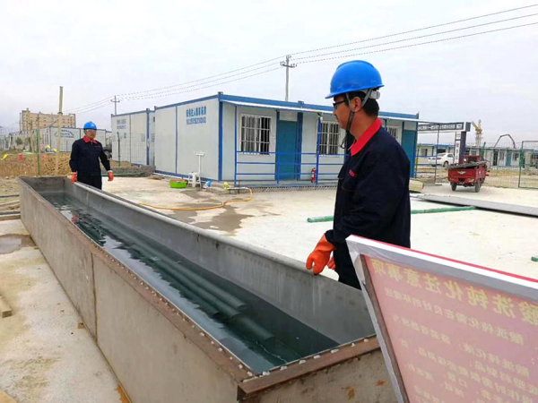 不锈钢管道浸泡现场